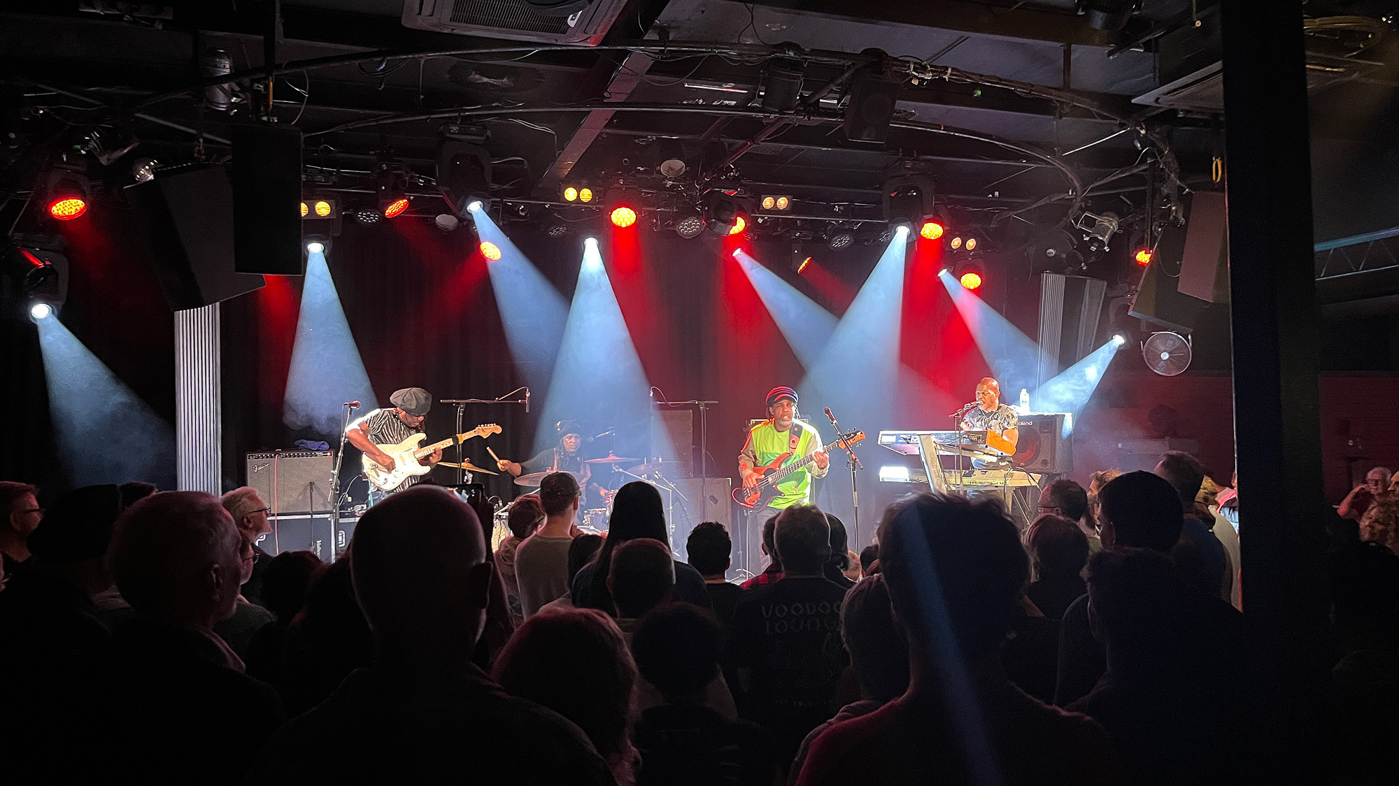 WootenBrothers2026-02-13TheGovernorHindmarshHotelAdelaideAustralia (4).jpg